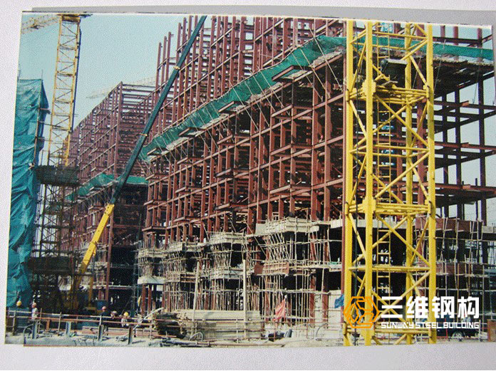 新黄金城hjc222钢结构工程