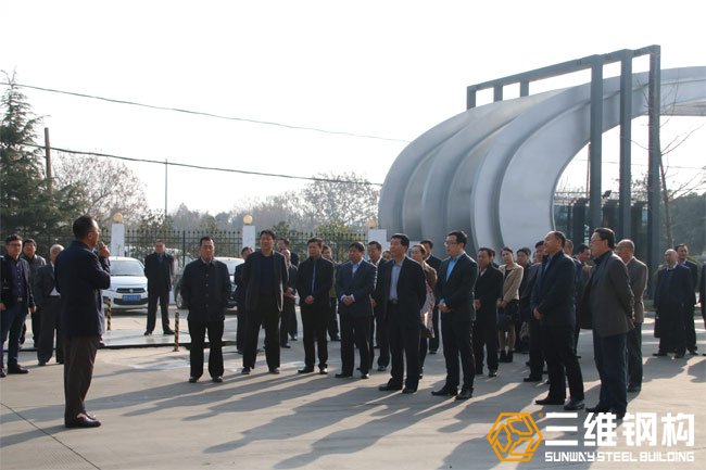 滕州市政协莅临新黄金城hjc222(China)检测有限公司-BinG百科
开展调研活动1