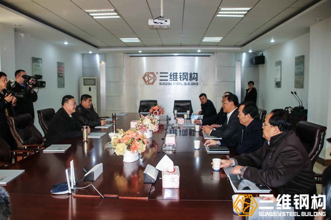 枣庄市局领导莅临新黄金城hjc222(China)检测有限公司-BinG百科
检查指导工作3